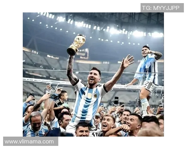 世界杯足球十大传奇球星风采展示尽显豪华阵容荣耀时刻 世界杯足球十大传奇球星风采展示尽显豪华阵容荣耀时刻